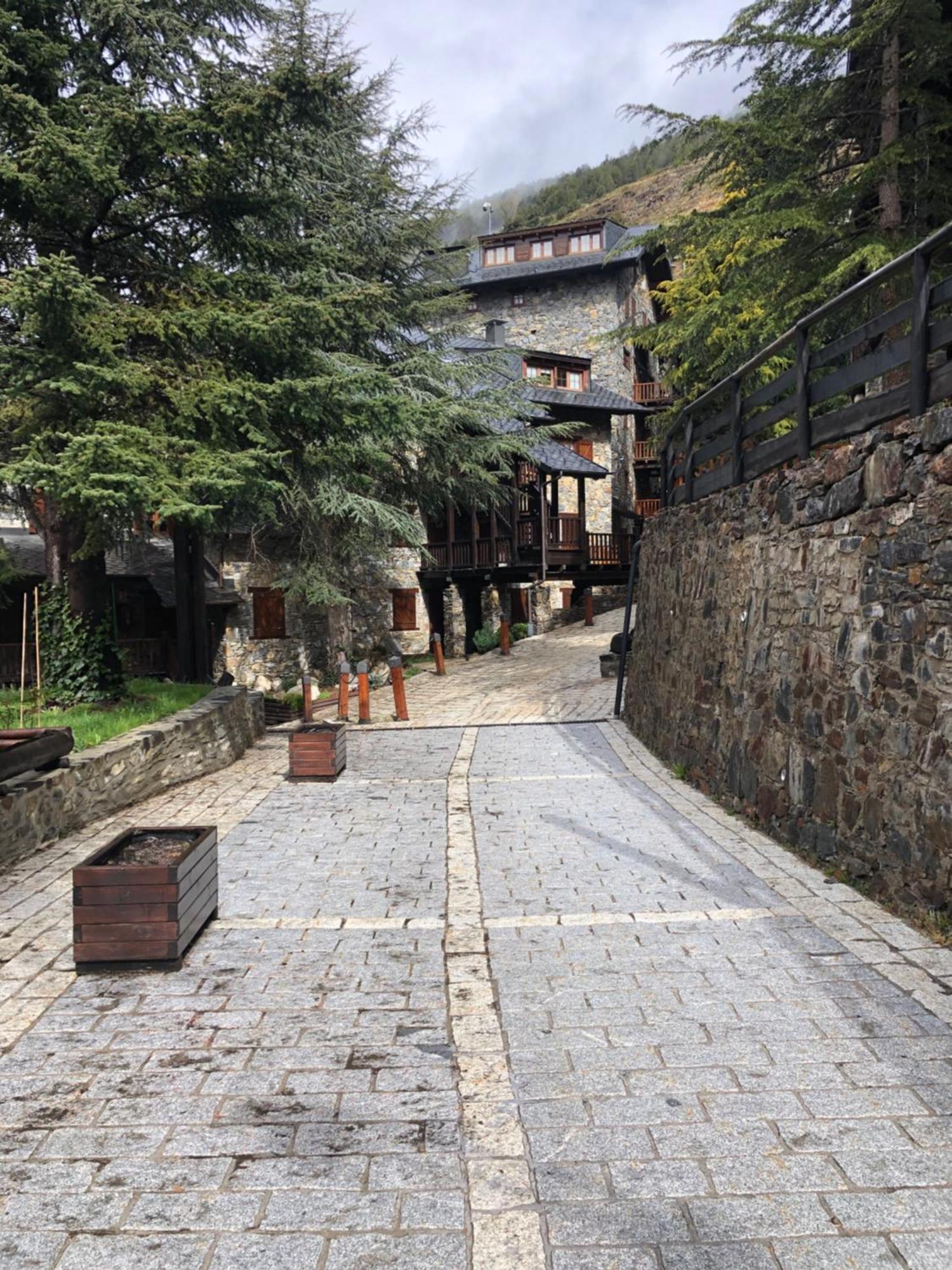 Pleta Del Tarter 31A Lodge & Spa 카닐료 외부 사진