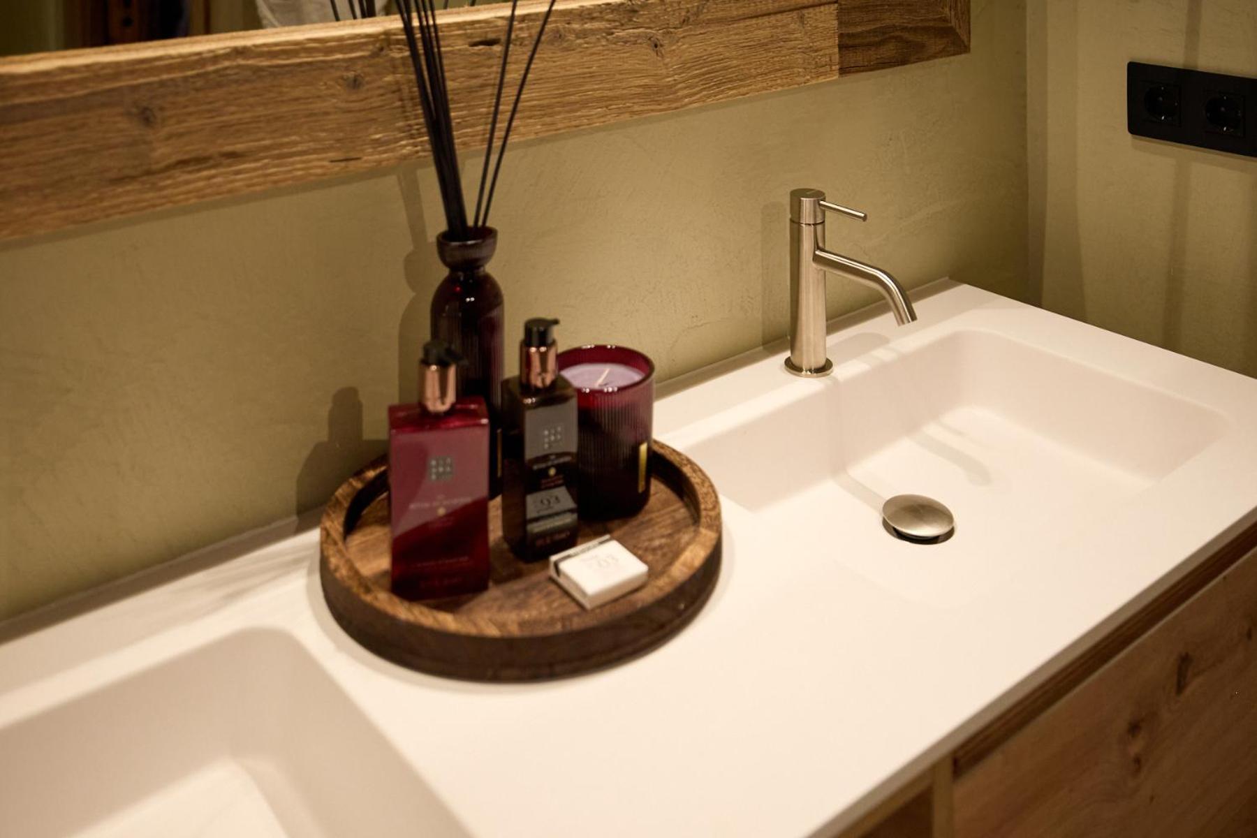 Pleta Del Tarter 31A Lodge & Spa 카닐료 외부 사진